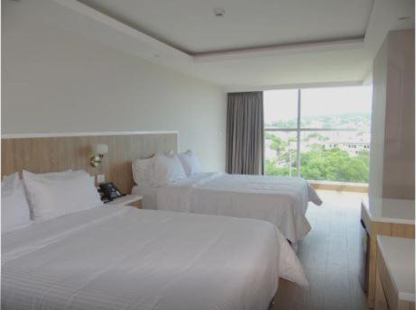 Hotel Wyndham Garden Cartagène Extérieur photo